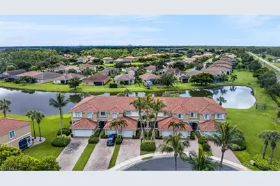 2406 Laurentina Ln, Cape Coral, FL 33909 - Photo 17