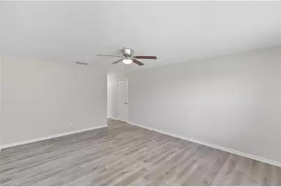 1505 NE 6th Pl, Cape Coral, FL 33909 - Photo 27