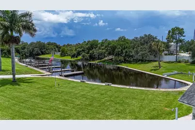 531 Pangola Dr, North Fort Myers, FL 33903 - Photo 41