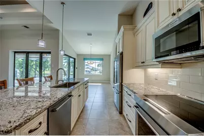 3619 SE 1st Ave, Cape Coral, FL 33904 - Photo 11