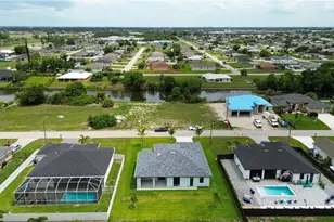 111 NW 6th St, Cape Coral, FL 33993 - Photo 5