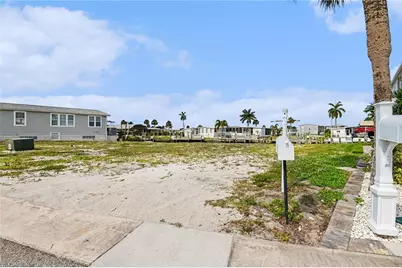 17760 Stevens Blvd, Fort Myers Beach, FL 33931 - Photo 13