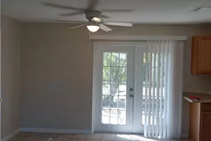 312 NE 11th Pl, Cape Coral, FL 33909 - Photo 5
