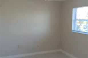 312 NE 11th Pl, Cape Coral, FL 33909 - Photo 11