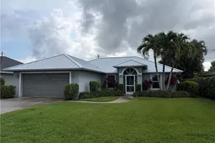 3628 Kent Dr, Naples, FL 34112 - Photo 3