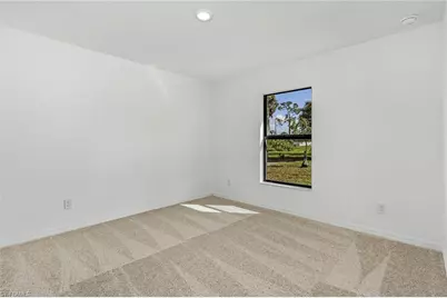 442 Burrstone Dr, Lehigh Acres, FL 33974 - Photo 5