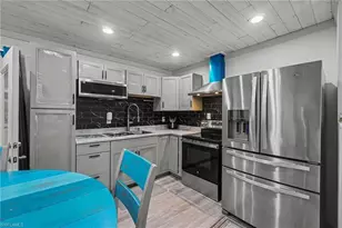 3728 Gasparilla St, Saint James City, FL 33956 - Photo 9