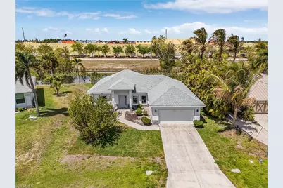 1111 SW 5th Ter, Cape Coral, FL 33991 - Photo 21