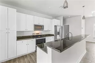 1111 SW 5th Terrace, Cape Coral, FL 33991 - Photo 9