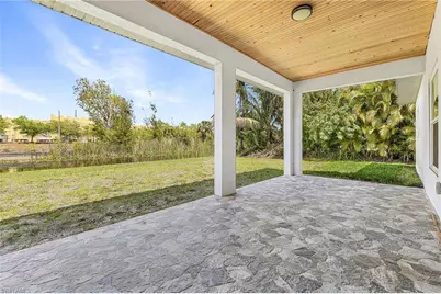 1111 SW 5th Ter, Cape Coral, FL 33991 - Photo 3