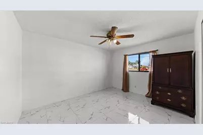 1717 SE 11th Ter, Cape Coral, FL 33990 - Photo 17
