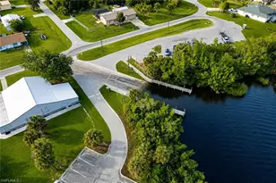 27072 Hillshire Ln, Punta Gorda, FL 33983 - Photo 43