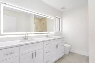 7730 Jewel Ln, Naples, FL 34109 - Photo 19