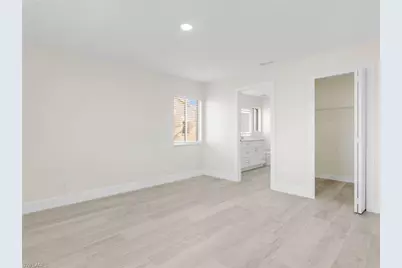 7730 Jewel Ln #204, Naples, FL 34109 - Photo 17