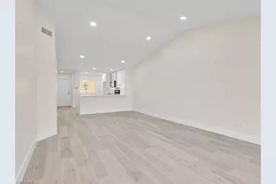 7730 Jewel Ln #204, Naples, FL 34109 - Photo 15