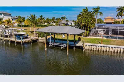 2579 Eighth Ave, Saint James City, FL 33956 - Photo 43