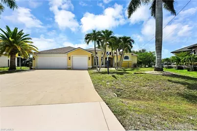 311 SW 32nd Pl, Cape Coral, FL 33991 - Photo 3