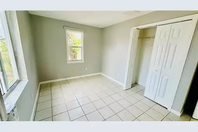 5628 5th Ave, Fort Myers, FL 33907 - Photo 9