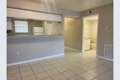 621 SW 47th Ter #103, Cape Coral, FL 33914 - Photo 5