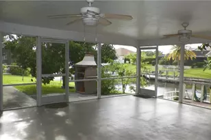 1629 SE 12th St, Cape Coral, FL 33990 - Photo 7