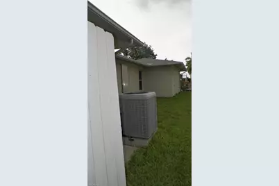 1629 SE 12th St, Cape Coral, FL 33990 - Photo 25