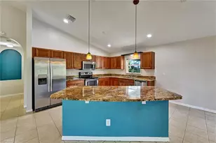 2000 NW 4th St, Cape Coral, FL 33993 - Photo 19