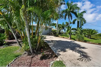 2000 NW 4th St, Cape Coral, FL 33993 - Photo 5