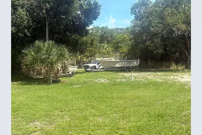 4281 Elwood Rd, Fort Myers, FL 33908 - Photo 3