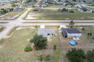 1124 Diplomat Pkwy W, Cape Coral, FL 33993 - Photo 31