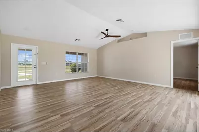 1124 Diplomat Pkwy W, Cape Coral, FL 33993 - Photo 5