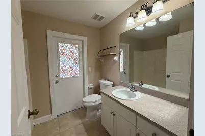 3404 NE 9th Ave, Cape Coral, FL 33909 - Photo 19
