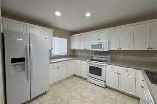 3404 NE 9th Ave, Cape Coral, FL 33909 - Photo 11