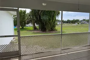 3404 NE 9th Ave, Cape Coral, FL 33909 - Photo 37