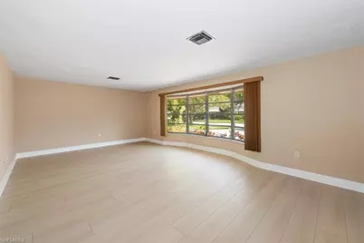1442 Woodwind Ct, Fort Myers, FL 33919 - Photo 5