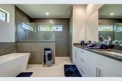 4402 SW 18th Pl, Cape Coral, FL 33914 - Photo 23