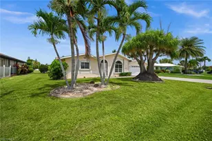 4402 SE 1st Pl, Cape Coral, FL 33904 - Photo 7