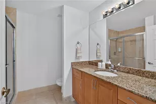 13110 Bella Casa Cir, Fort Myers, FL 33966 - Photo 27