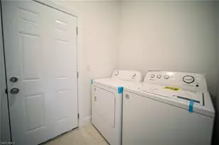 127 Connecticut Rd, Lehigh Acres, FL 33936 - Photo 21