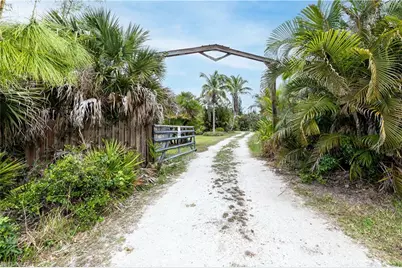4236/4210 Berkshire Rd, Saint James City, FL 33956 - Photo 3