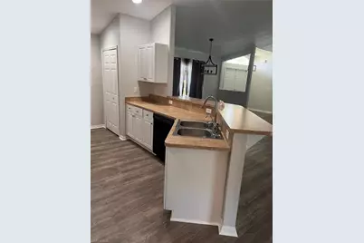 2329 NW 31st St, Cape Coral, FL 33993 - Photo 5