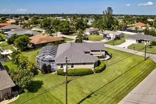 420 SE 32nd St, Cape Coral, FL 33904 - Photo 49