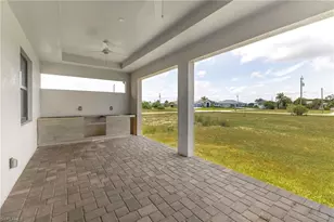 4304 Jacaranda Pkwy W, Cape Coral, FL 33993 - Photo 7
