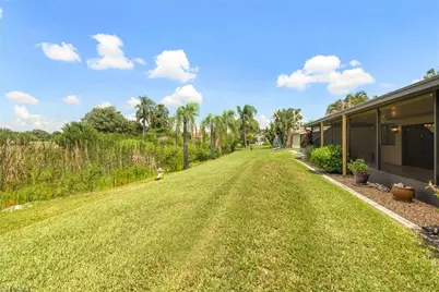 20014 Lake Vista Cir, Lehigh Acres, FL 33936 - Photo 29
