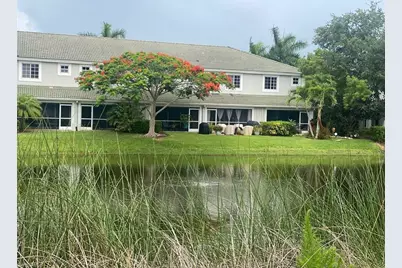 8240 Pacific Beach Dr, Fort Myers, FL 33966 - Photo 11