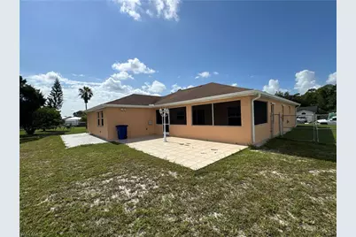 4914 7th St W, Lehigh Acres, FL 33971 - Photo 9