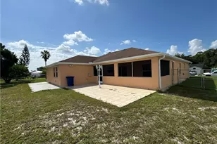 4914 7th St W, Lehigh Acres, FL 33971 - Photo 9
