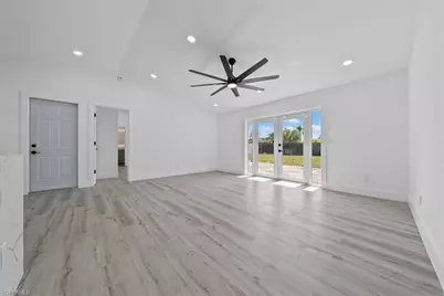 2931 SW 11th Ct, Cape Coral, FL 33914 - Photo 5
