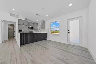 2931 SW 11th Ct, Cape Coral, FL 33914 - Photo 11