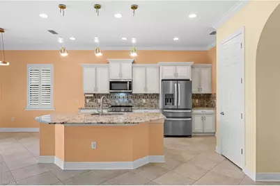 10259 Ashbrook Ct, Fort Myers, FL 33913 - Photo 5