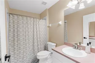 1810 SW 22nd St, Cape Coral, FL 33991 - Photo 9
